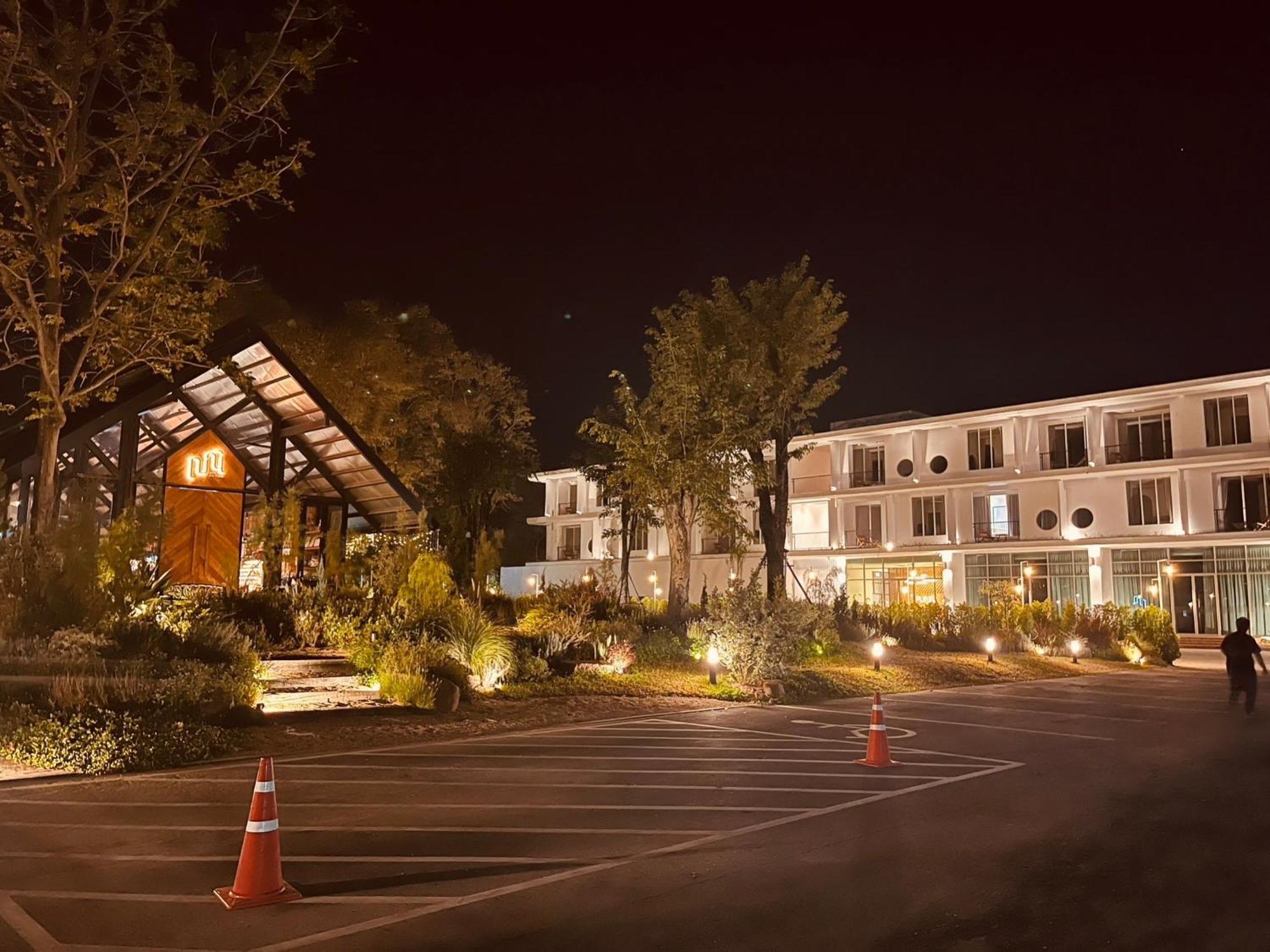 Punn Hotel Korat ناخون راتشاسيما المظهر الخارجي الصورة